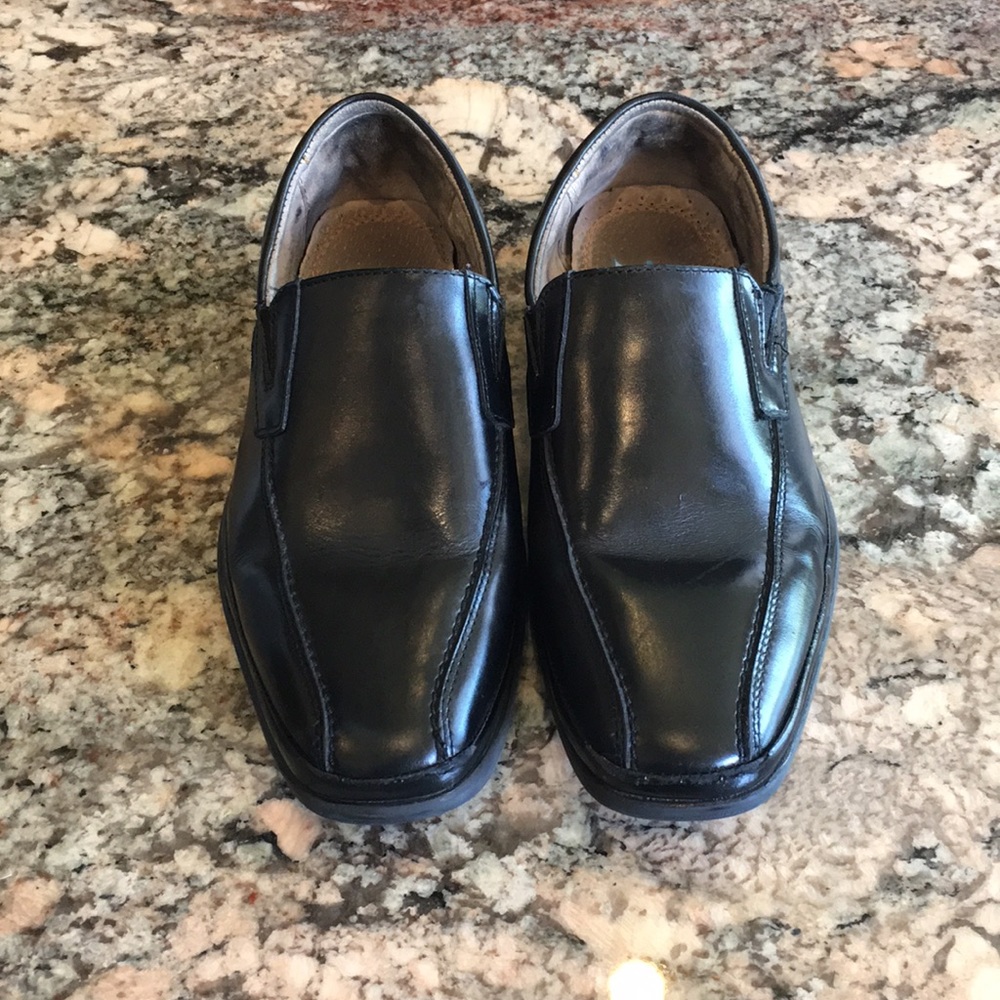 Florsheim boys shoes.